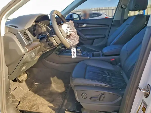 WA1BNAFY9K2100905 2019 AUDI Q5 - Image 8