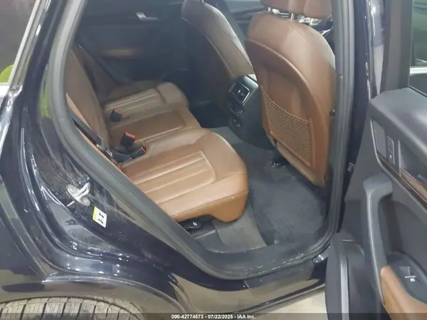 WA1BNAFY9K2104629 2019 AUDI Q5 - Image 8