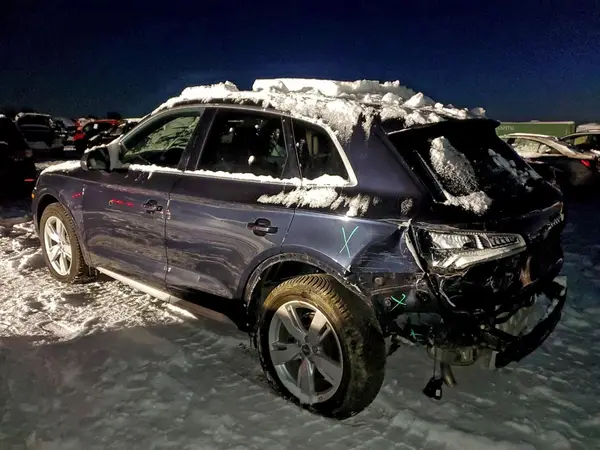 WA1BNAFY9K2108096 2019 AUDI Q5 - Image 2