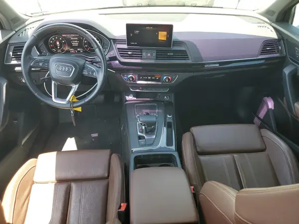 WA1BNAFY9K2115131 2019 AUDI Q5 - Image 8