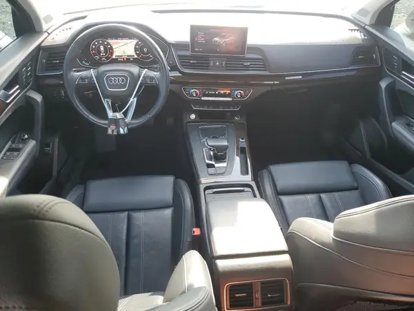 WA1BNAFY9K2121348 2019 AUDI Q5 - Image 8