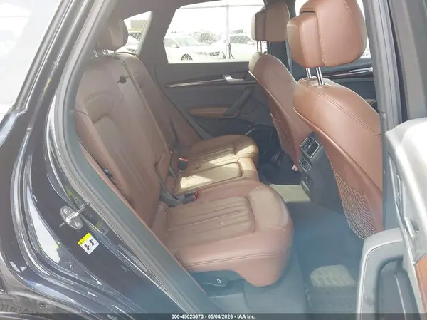 WA1BNAFY9K2126159 2019 AUDI Q5 - Image 8