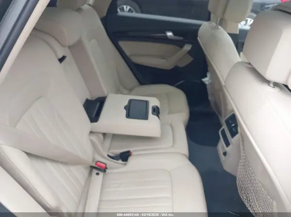 WA1BNAFY9K2129076 2019 AUDI Q5 - Image 8