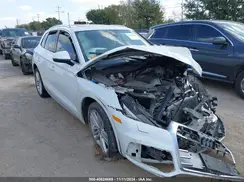 WA1BNAFY9K2130325 2019 AUDI Q5