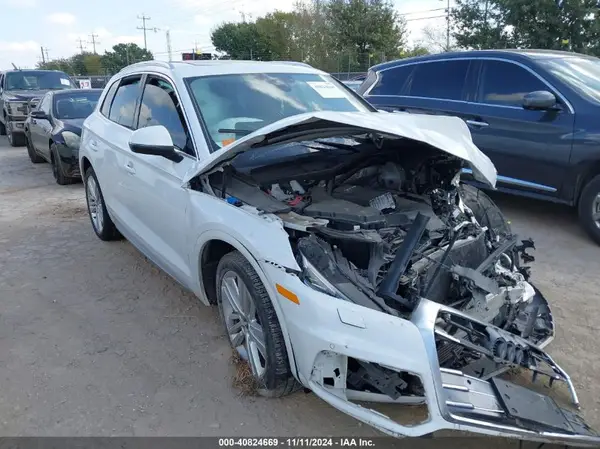 WA1BNAFY9K2130325 2019 AUDI Q5 - Image 1