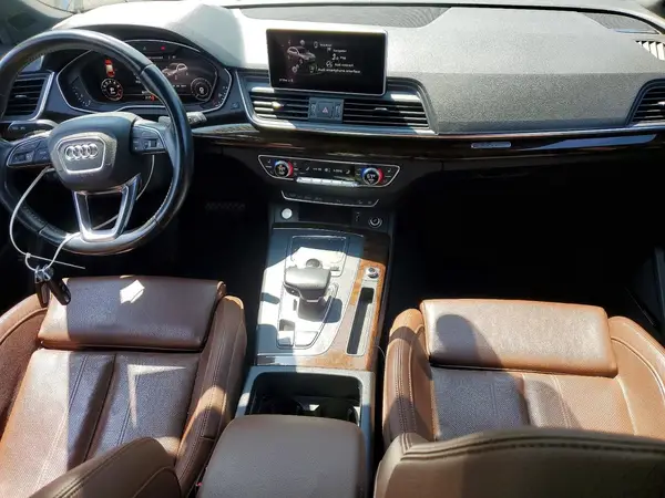 WA1BNAFY9K2144340 2019 AUDI Q5 - Image 8