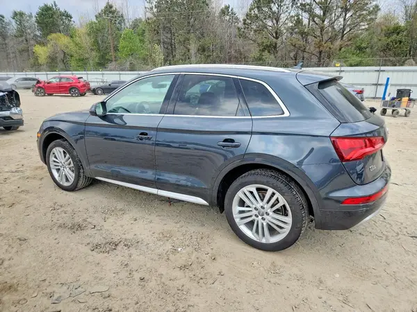 WA1BNAFY9L2003351 2020 AUDI Q5 - Image 2