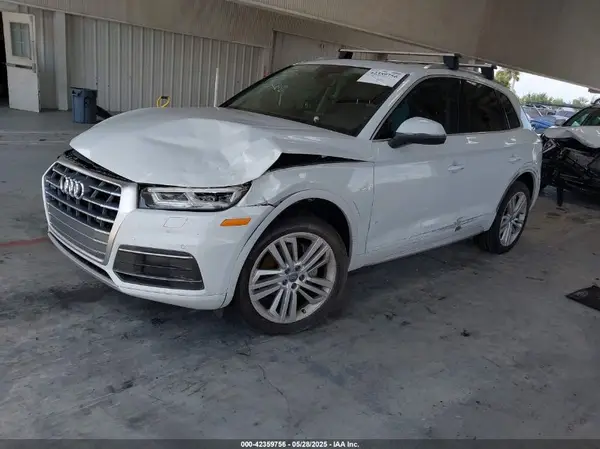 WA1BNAFY9L2016407 2020 AUDI Q5 - Image 2