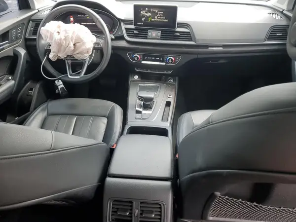WA1BNAFY9L2017881 2020 AUDI Q5 - Image 8