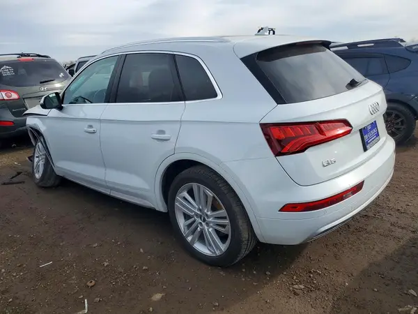 WA1BNAFY9L2021056 2020 AUDI Q5 - Image 2