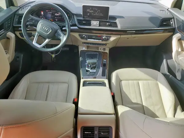 WA1BNAFY9L2024071 2020 AUDI Q5 - Image 8
