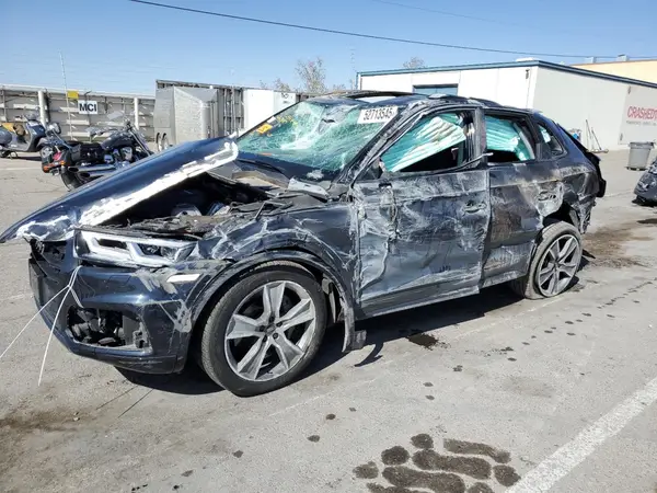 WA1BNAFY9L2036849 2020 AUDI Q5 - Image 1