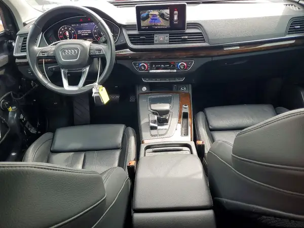 WA1BNAFY9L2036995 2020 AUDI Q5 - Image 8