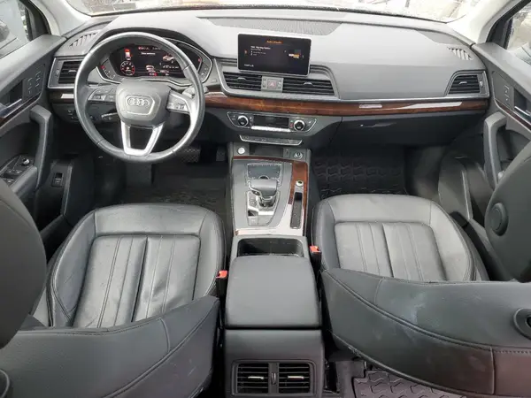 WA1BNAFY9L2037015 2020 AUDI Q5 - Image 8