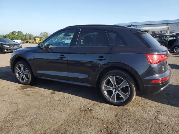 WA1BNAFY9L2038472 2020 AUDI Q5 - Image 2