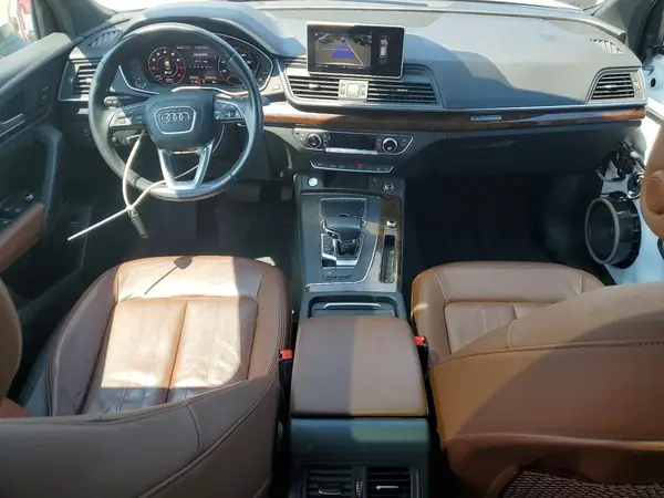WA1BNAFY9L2058866 2020 AUDI Q5 - Image 8