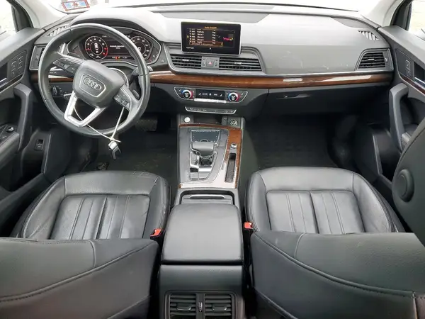 WA1BNAFY9L2069169 2020 AUDI Q5 - Image 8