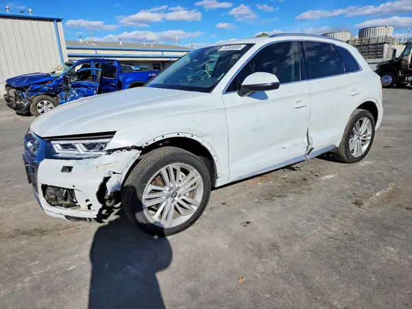 WA1BNAFY9L2098932 2020 AUDI Q5 - Image 1