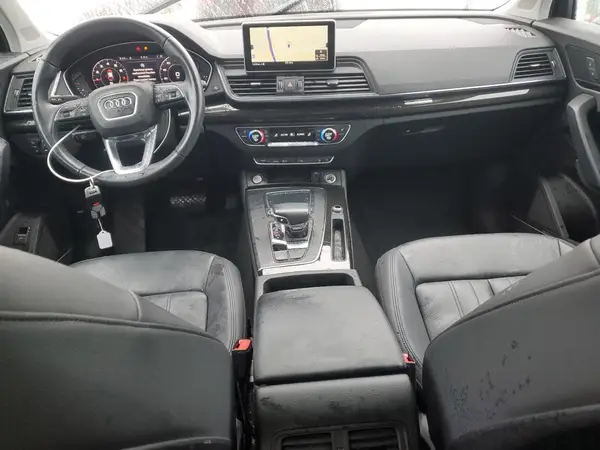 WA1BNAFY9L2102249 2020 AUDI Q5 - Image 8