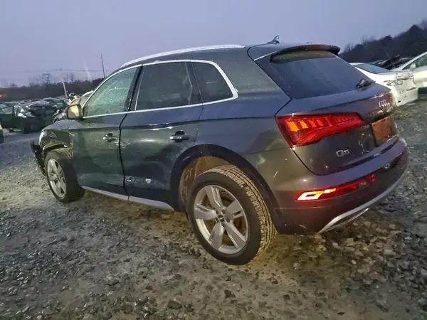 WA1BNAFYXJ2005381 2018 AUDI Q5 - Image 2