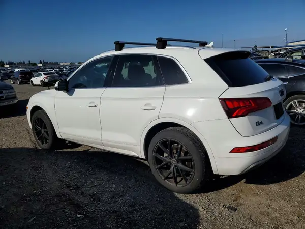 WA1BNAFYXJ2007597 2018 AUDI Q5 - Image 2