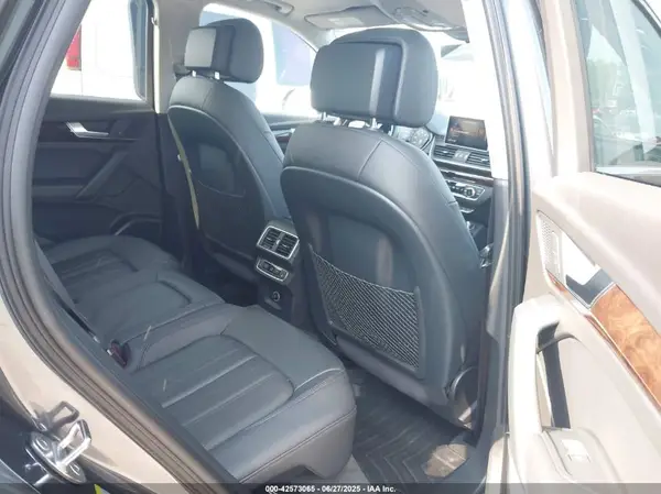 WA1BNAFYXJ2011827 2018 AUDI Q5 - Image 8