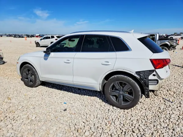 WA1BNAFYXJ2050031 2018 AUDI Q5 - Image 2