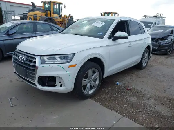 WA1BNAFYXJ2057092 2018 AUDI Q5 - Image 2