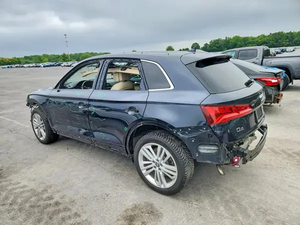 WA1BNAFYXJ2105965 2018 AUDI Q5 - Image 2