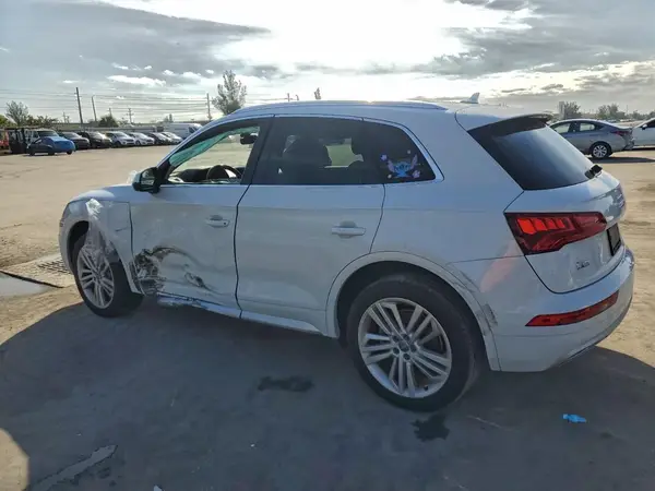 WA1BNAFYXK2024675 2019 AUDI Q5 - Image 2