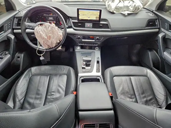 WA1BNAFYXK2024983 2019 AUDI Q5 - Image 8
