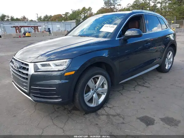 WA1BNAFYXK2037989 2019 AUDI Q5 - Image 2