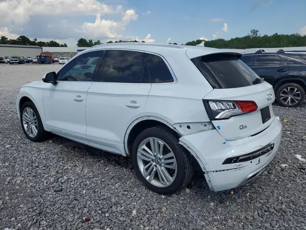 WA1BNAFYXK2043632 2019 AUDI Q5 - Image 2
