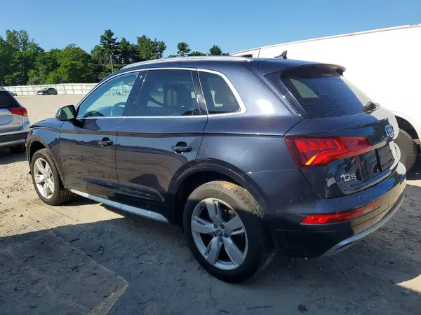 WA1BNAFYXK2046076 2019 AUDI Q5 - Image 2