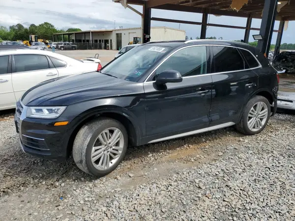 WA1BNAFYXK2046742 2019 AUDI Q5 - Image 1