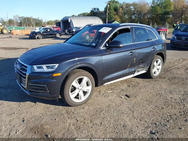WA1BNAFYXK2054078 2019 AUDI Q5 - Image 2
