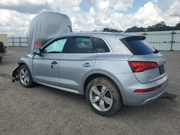 WA1BNAFYXK2054551 2019 AUDI Q5 - Image 2