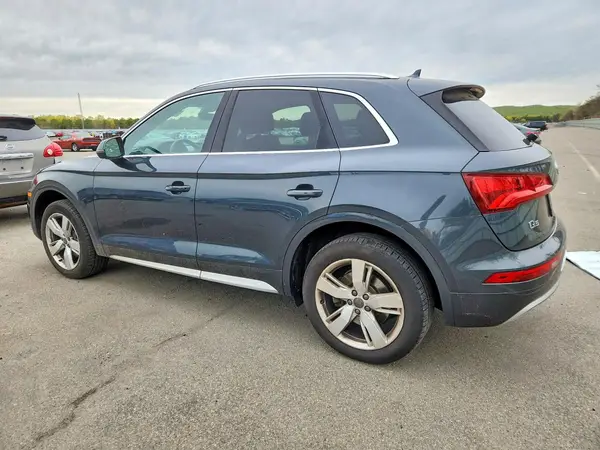 WA1BNAFYXK2056476 2019 AUDI Q5 - Image 2