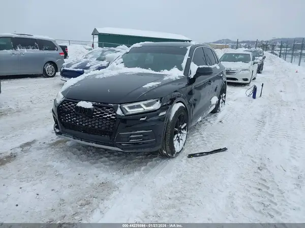 WA1BNAFYXK2057465 2019 AUDI Q5 - Image 2
