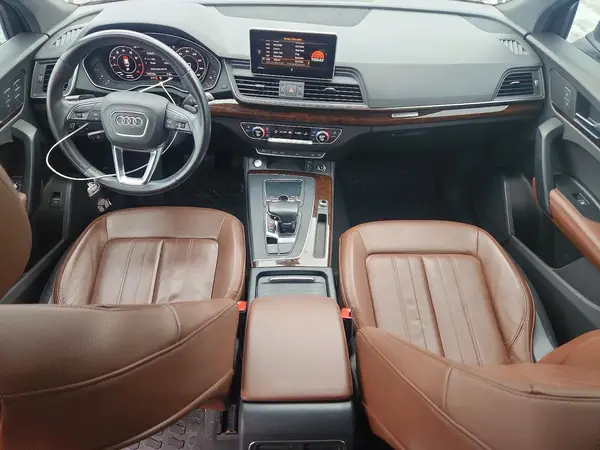 WA1BNAFYXK2057840 2019 AUDI Q5 - Image 8