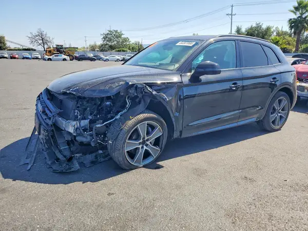 WA1BNAFYXK2058566 2019 AUDI Q5 - Image 1