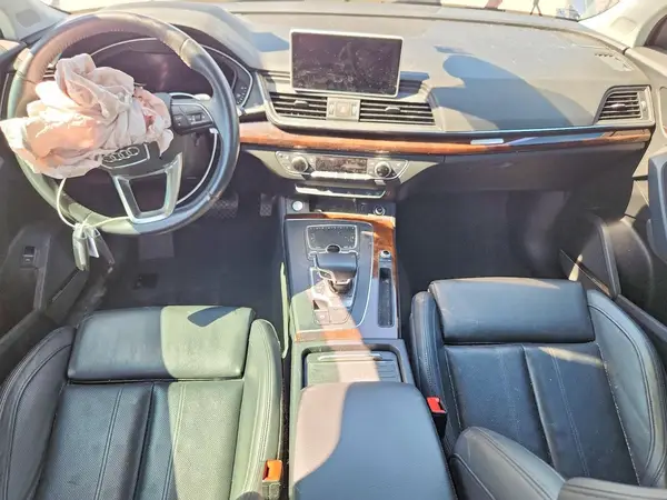 WA1BNAFYXK2076355 2019 AUDI Q5 - Image 8
