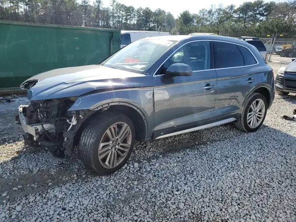 WA1BNAFYXK2082981 2019 AUDI Q5 - Image 1