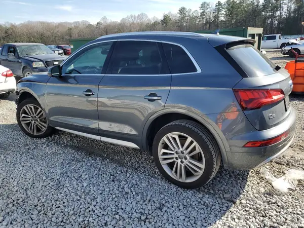 WA1BNAFYXK2082981 2019 AUDI Q5 - Image 2