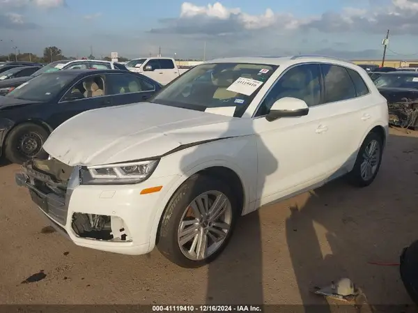 WA1BNAFYXK2088361 2019 AUDI Q5 - Image 2