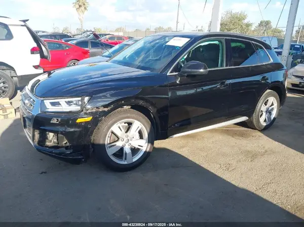 WA1BNAFYXK2095598 2019 AUDI Q5 - Image 2