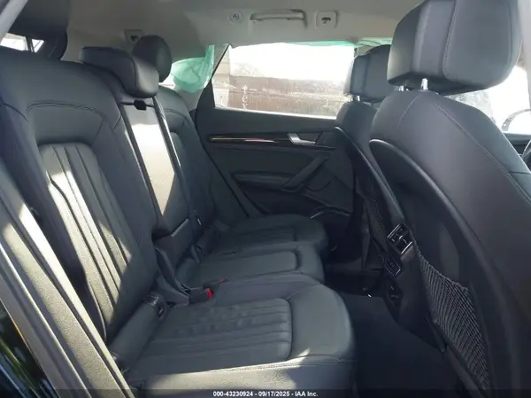 WA1BNAFYXK2095598 2019 AUDI Q5 - Image 8