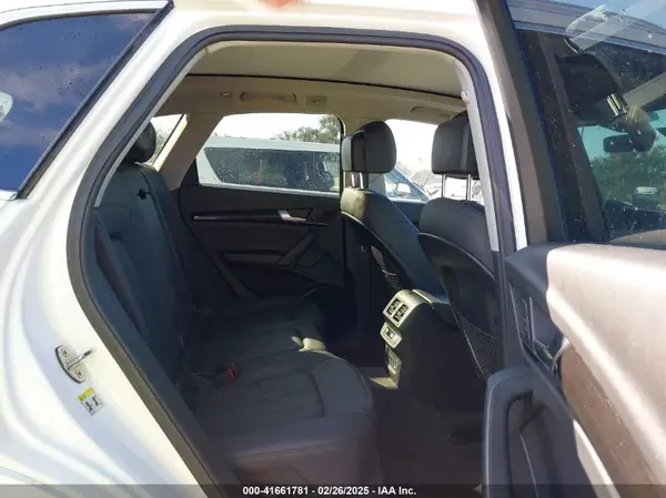 WA1BNAFYXK2096914 2019 AUDI Q5 - Image 8