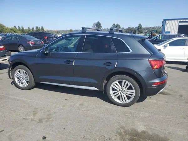 WA1BNAFYXK2102923 2019 AUDI Q5 - Image 2