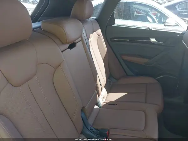 WA1BNAFYXK2102985 2019 AUDI Q5 - Image 8